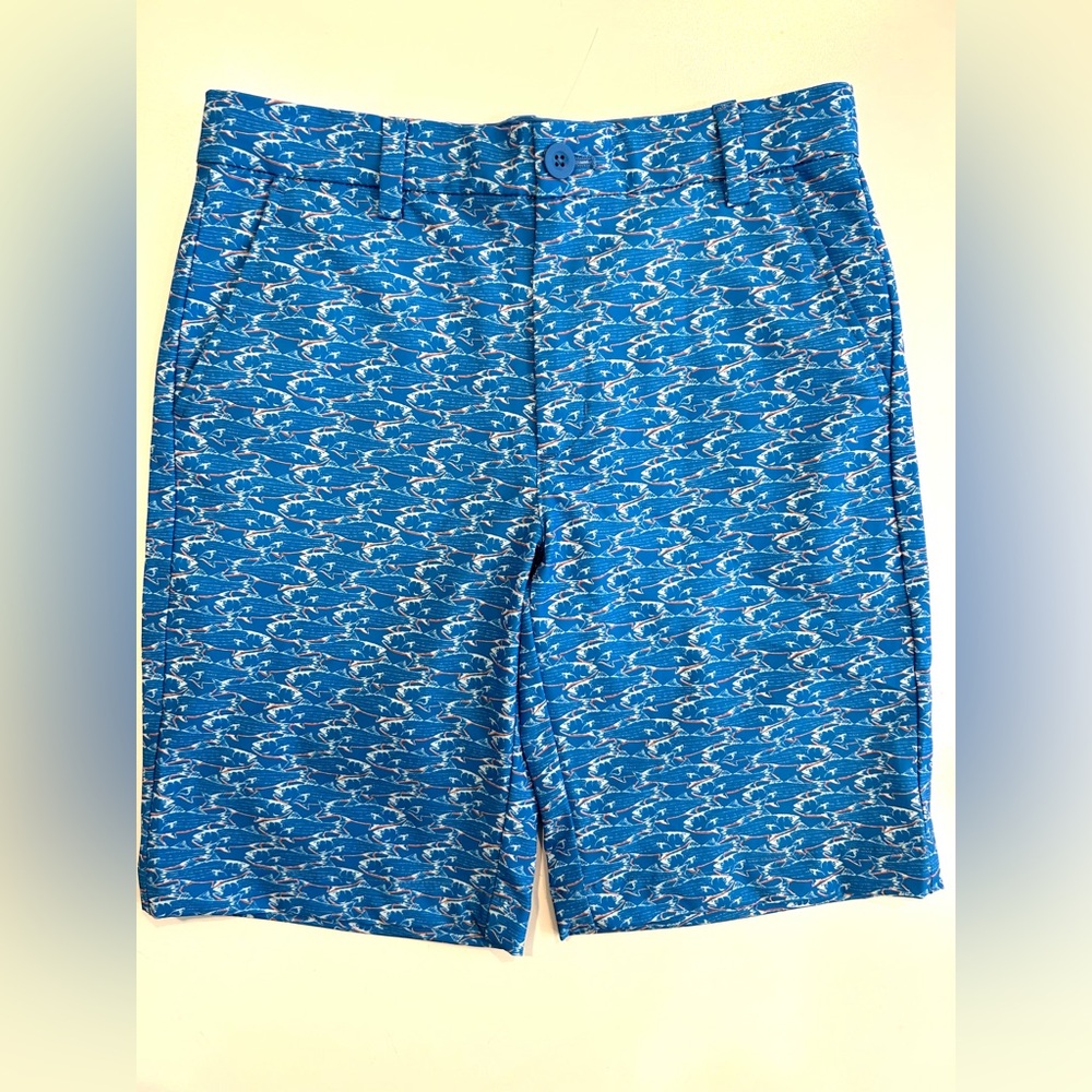 Vineyard Vines Boys Performance Fish Breaker short Size 14